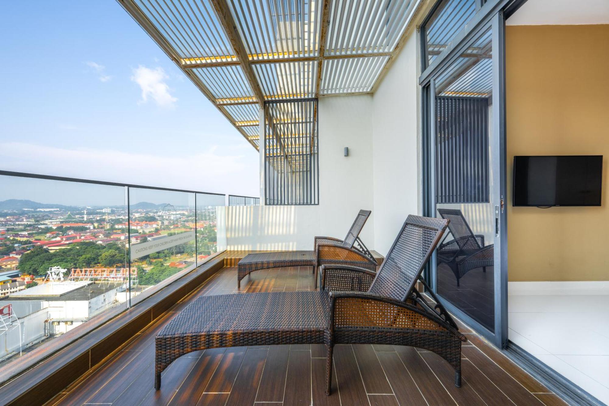Greystone 99 Suites Malacca ภายนอก รูปภาพ